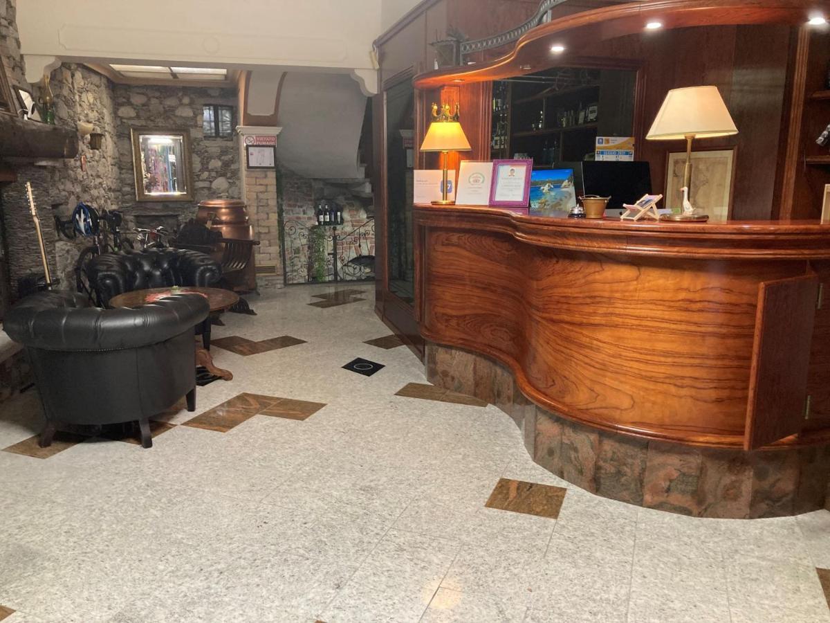 Hotel Saini With Air Conditioning Stresa Exterior photo